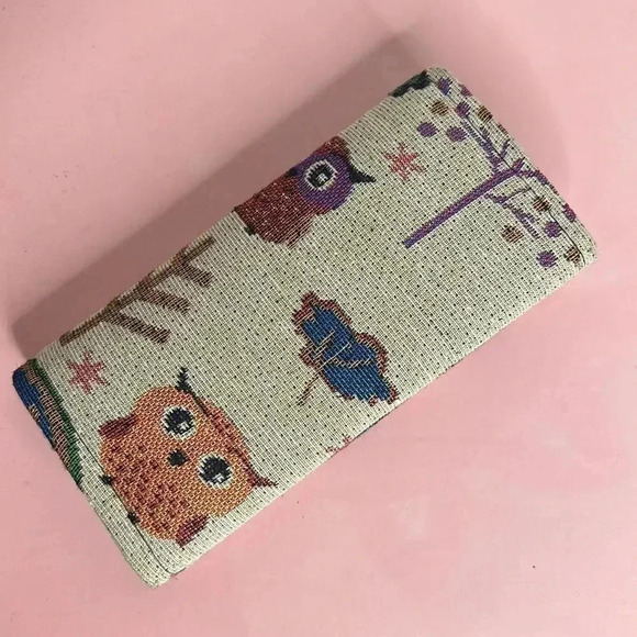 Owl Wallet - Picture 3 of 9